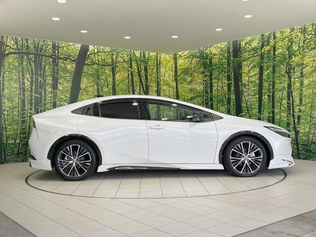プリウス Ｚ　サンルーフ　モデリスタフルエアロ　純正１２．３型ナビ　全周囲カメラ　衝突被害軽減　レーダークルーズ　禁煙車　電動リアゲート　レザー調シート　シートエアコン　パワーシート　コーナーセンサー　ＬＥＤヘッド（68枚目）