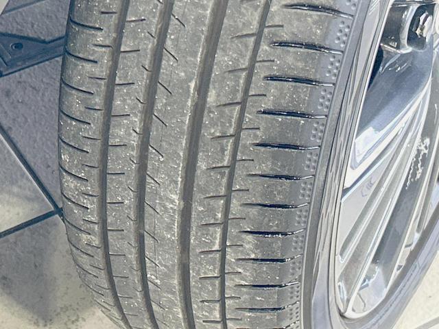 プリウス Ｚ　サンルーフ　モデリスタフルエアロ　純正１２．３型ナビ　全周囲カメラ　衝突被害軽減　レーダークルーズ　禁煙車　電動リアゲート　レザー調シート　シートエアコン　パワーシート　コーナーセンサー　ＬＥＤヘッド（72枚目）