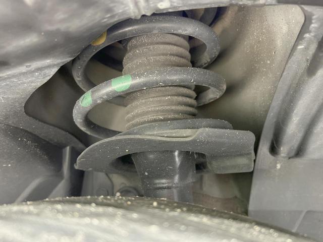 セレナ ライダー ブラックライン S-ハイブリッド 両側電動ドア 8型ナビ 後席モニター バックカメラ 衝突軽減 禁煙車 ドラレコ スマートキー HIDヘッド ETC クルコン 車線逸脱警報 オートエアコン Bluetooth CD DVD再生(20枚目)