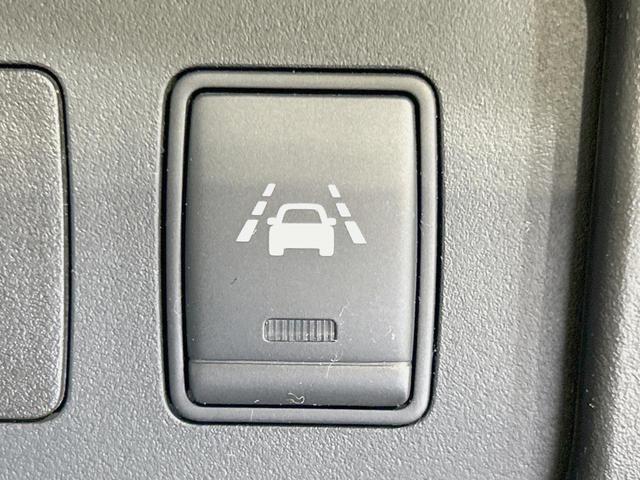 セレナ ライダー ブラックライン S-ハイブリッド 両側電動ドア 8型ナビ 後席モニター バックカメラ 衝突軽減 禁煙車 ドラレコ スマートキー HIDヘッド ETC クルコン 車線逸脱警報 オートエアコン Bluetooth CD DVD再生(32枚目)