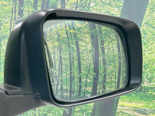 セレナ ライダー ブラックライン S-ハイブリッド 両側電動ドア 8型ナビ 後席モニター バックカメラ 衝突軽減 禁煙車 ドラレコ スマートキー HIDヘッド ETC クルコン 車線逸脱警報 オートエアコン Bluetooth CD DVD再生(64枚目)