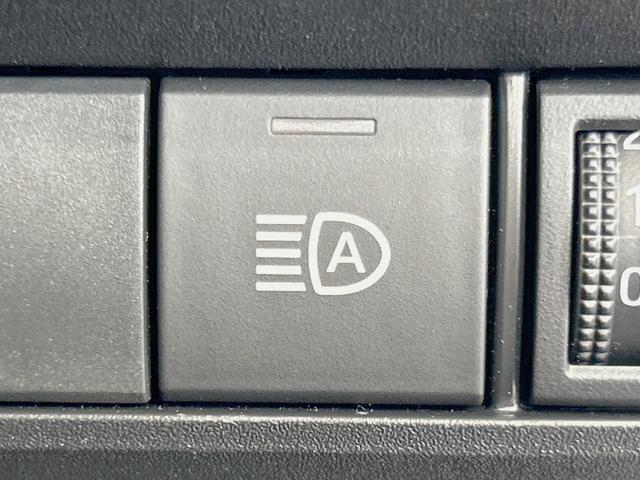 ヴォクシー S-Z 純正8型DA バックカメラ 衝突軽減 快適利便 レーダークルーズ 禁煙車 電動リア 両側電動 シートヒーター コーナーセンサー スマートキー LEDヘッド ETC オートハイビーム Bluetooth(36枚目)