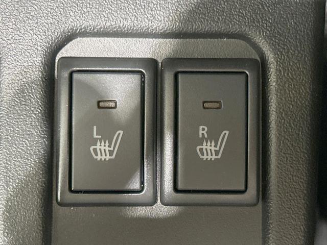 【シートヒーター】寒い日に重宝するシートヒーター！エアコンより早く温まってくれるので寒がりの人も安心ですね♪エアコンの温風は乾燥するから苦手、という方にもをおすすめです。