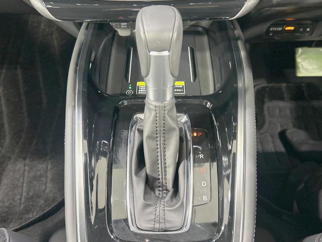 ヴェゼル e:HEV Z 純正9型ナビ 全周囲カメラ 禁煙車 ホンダセンシング アダプティブクルーズ 電動リアゲート ブラインドスポットモニター ハーフレザー シート/ハンドルヒーター 置くだけ充電 スマートキー ETC2.0(24枚目)