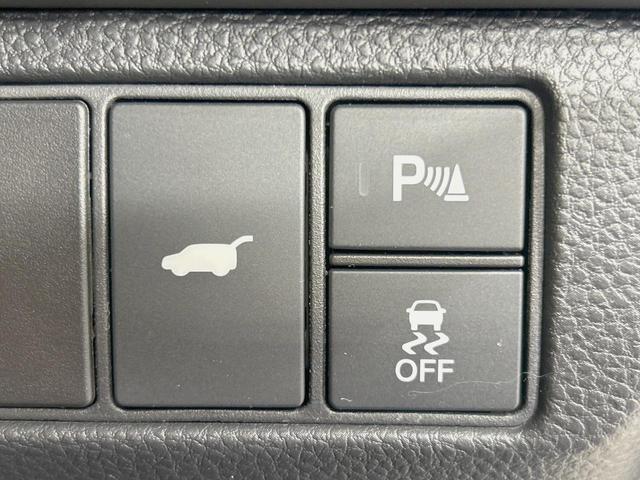 ヴェゼル e:HEV Z 純正9型ナビ 全周囲カメラ 禁煙車 ホンダセンシング アダプティブクルーズ 電動リアゲート ブラインドスポットモニター ハーフレザー シート/ハンドルヒーター 置くだけ充電 スマートキー ETC2.0(25枚目)