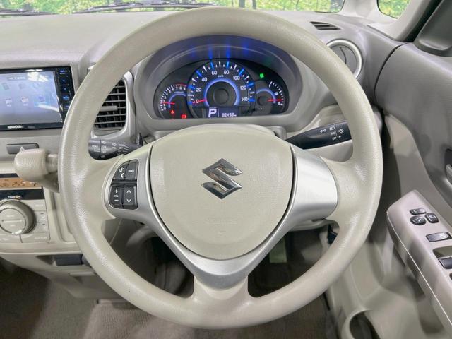 ステアリングも使用感が少なく、きれいな状態となっております♪