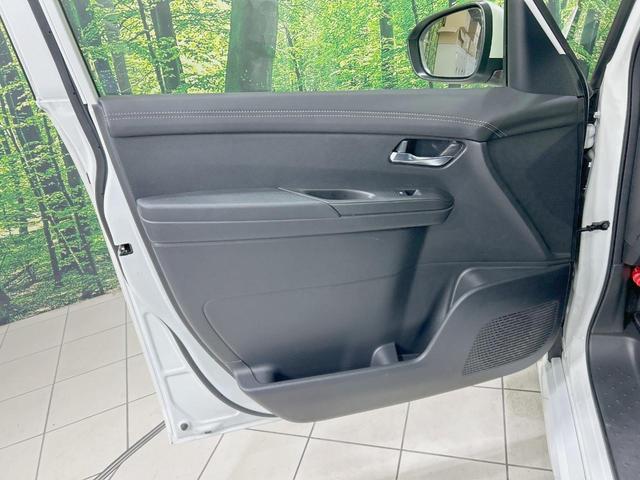 セレナ ｅ－パワー　ハイウェイスターＶ　衝突軽減　禁煙車　純正１２．３型ナビ　全周囲カメラ　両側電動ドア　プロパイロット　デジタルインナーミラー　ブラインドスポットモニター　ＬＥＤヘッド　Ｂｌｕｅｔｏｏｔｈ　ＥＴＣ２．０　置き型充電（46枚目）