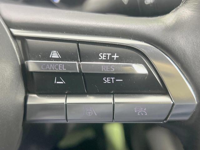 MAZDA3ファストバック X Lパッケージ 純正8型ナビ 全周囲カメラ 禁煙車 衝突軽減装置 レーダークルーズ ブラインドスポットモニター パワーシート シートヒーター 黒革シート LEDヘッド フルセグ Bluetooth再生 ETC(6枚目)