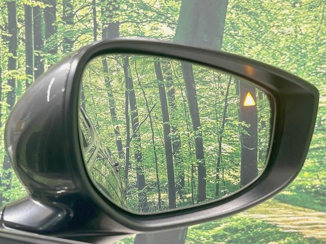 MAZDA3ファストバック X Lパッケージ 純正8型ナビ 全周囲カメラ 禁煙車 衝突軽減装置 レーダークルーズ ブラインドスポットモニター パワーシート シートヒーター 黒革シート LEDヘッド フルセグ Bluetooth再生 ETC(7枚目)