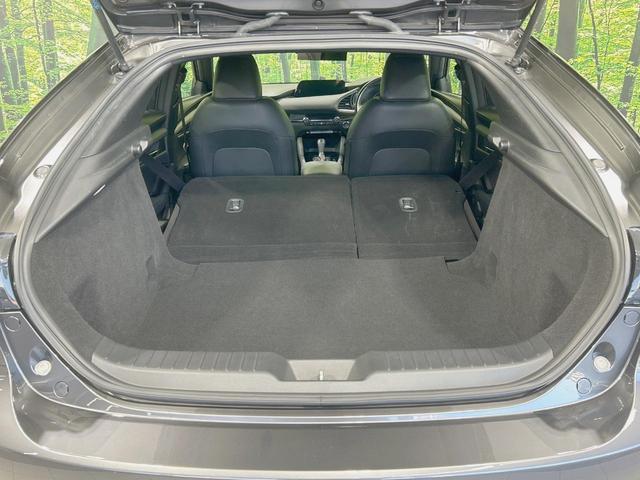 MAZDA3ファストバック X Lパッケージ 純正8型ナビ 全周囲カメラ 禁煙車 衝突軽減装置 レーダークルーズ ブラインドスポットモニター パワーシート シートヒーター 黒革シート LEDヘッド フルセグ Bluetooth再生 ETC(10枚目)