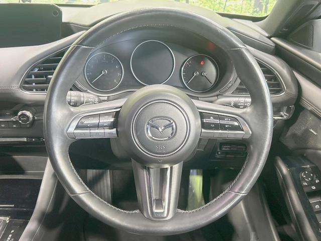 MAZDA3ファストバック X Lパッケージ 純正8型ナビ 全周囲カメラ 禁煙車 衝突軽減装置 レーダークルーズ ブラインドスポットモニター パワーシート シートヒーター 黒革シート LEDヘッド フルセグ Bluetooth再生 ETC(11枚目)