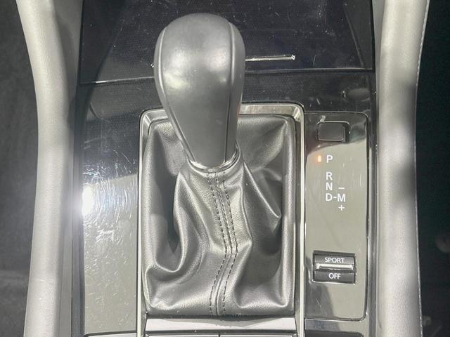 MAZDA3ファストバック X Lパッケージ 純正8型ナビ 全周囲カメラ 禁煙車 衝突軽減装置 レーダークルーズ ブラインドスポットモニター パワーシート シートヒーター 黒革シート LEDヘッド フルセグ Bluetooth再生 ETC(24枚目)