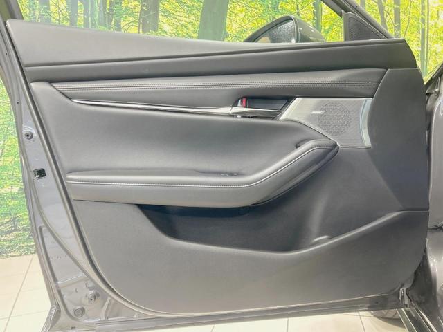 MAZDA3ファストバック X Lパッケージ 純正8型ナビ 全周囲カメラ 禁煙車 衝突軽減装置 レーダークルーズ ブラインドスポットモニター パワーシート シートヒーター 黒革シート LEDヘッド フルセグ Bluetooth再生 ETC(69枚目)