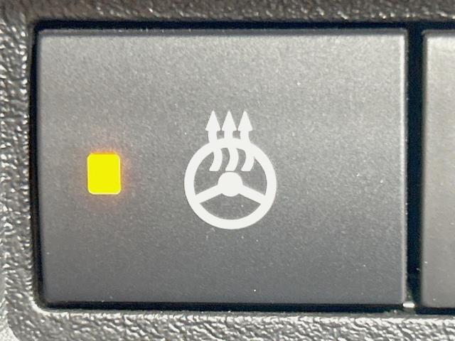 ノート Ｘ　純正９インチナビ　全周囲カメラ　エマージェンシーブレーキ　禁煙車　ドラレコ　コーナーセンサー　スマートキー　ＬＥＤヘッド　ビルトインＥＴＣ　レーンアシスト　オートライト　オートエアコン（7枚目）