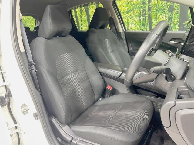 ノート Ｘ　純正９インチナビ　全周囲カメラ　エマージェンシーブレーキ　禁煙車　ドラレコ　コーナーセンサー　スマートキー　ＬＥＤヘッド　ビルトインＥＴＣ　レーンアシスト　オートライト　オートエアコン（8枚目）