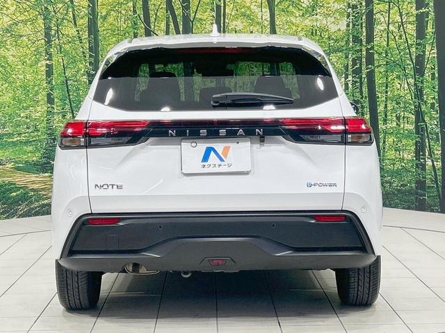 ノート Ｘ　純正９インチナビ　全周囲カメラ　エマージェンシーブレーキ　禁煙車　ドラレコ　コーナーセンサー　スマートキー　ＬＥＤヘッド　ビルトインＥＴＣ　レーンアシスト　オートライト　オートエアコン（15枚目）