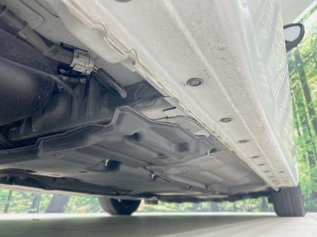 ノート Ｘ　純正９インチナビ　全周囲カメラ　エマージェンシーブレーキ　禁煙車　ドラレコ　コーナーセンサー　スマートキー　ＬＥＤヘッド　ビルトインＥＴＣ　レーンアシスト　オートライト　オートエアコン（22枚目）