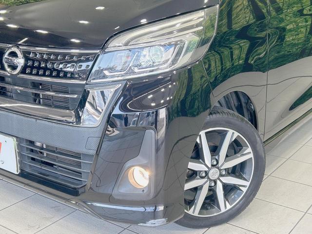 【ＬＥＤヘッドライト】悪天候や夜間走行時も良好な視界を確保し安心して運転できる高輝度ＬＥＤヘッドライトを装備！点灯速度が早く、消費電力も抑えられています。