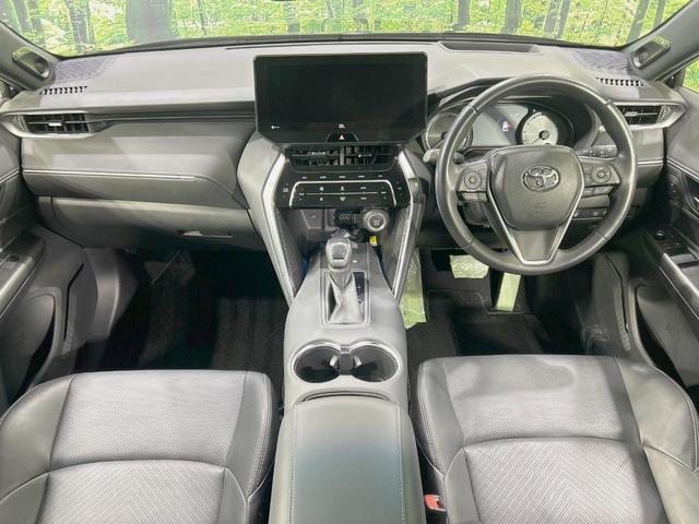 ハリアー Ｚ　レザーパッケージ　ＪＢＬサウンド　衝突軽減　純正１２．３型ナビ　全周囲カメラ　シートベンチレーション　デジタルインナーミラー　置くだけ充電　ブラインドスポットモニター　レーダークルーズ　パワーバックドア（2枚目）