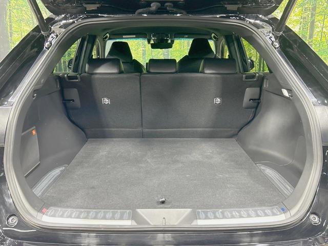 ハリアー Ｚ　レザーパッケージ　ＪＢＬサウンド　衝突軽減　純正１２．３型ナビ　全周囲カメラ　シートベンチレーション　デジタルインナーミラー　置くだけ充電　ブラインドスポットモニター　レーダークルーズ　パワーバックドア（55枚目）