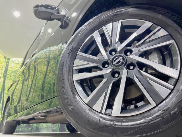 セレナ ｅ－パワー　ハイウェイスターＶ　純正１２．３型ナビ　全周囲カメラ　後席モニター　両側電動ドア　衝突軽減装置　プロパイロット　デジタルインナーミラー　ブラインドスポットモニター　ＬＥＤヘッド／フォグ　ハーフレザー　クリアランスソナー（14枚目）