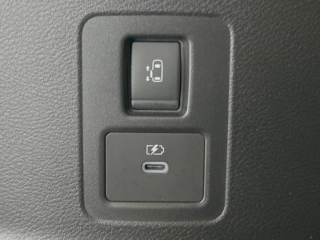 セレナ ｅ－パワー　ハイウェイスターＶ　純正１２．３型ナビ　全周囲カメラ　後席モニター　両側電動ドア　衝突軽減装置　プロパイロット　デジタルインナーミラー　ブラインドスポットモニター　ＬＥＤヘッド／フォグ　ハーフレザー　クリアランスソナー（33枚目）