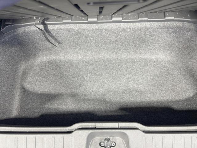 セレナ ｅ－パワー　ハイウェイスターＶ　純正１２．３型ナビ　全周囲カメラ　後席モニター　両側電動ドア　衝突軽減装置　プロパイロット　デジタルインナーミラー　ブラインドスポットモニター　ＬＥＤヘッド／フォグ　ハーフレザー　クリアランスソナー（53枚目）