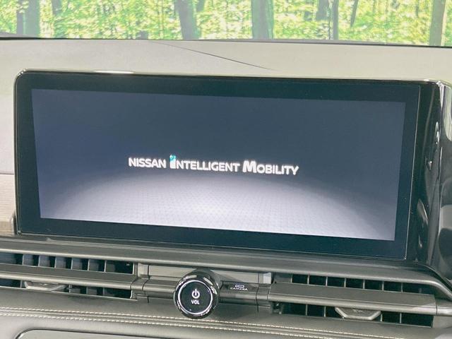 セレナ ｅ－パワー　ハイウェイスターＶ　純正１２型ナビ　全周囲カメラ　両側電動　プロパイロット　シート／ステアリングヒーター　ドラレコ　ＥＴＣ　デジタルインナーミラー　サンシェード　ＢＳＭ　置き型充電　ＨＤＭＩ　ＡｐｐｌｅＣａｒＰｌａｙ（3枚目）