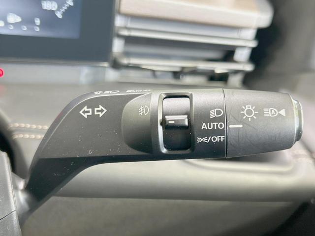 セレナ ｅ－パワー　ハイウェイスターＶ　純正１２型ナビ　全周囲カメラ　両側電動　プロパイロット　シート／ステアリングヒーター　ドラレコ　ＥＴＣ　デジタルインナーミラー　サンシェード　ＢＳＭ　置き型充電　ＨＤＭＩ　ＡｐｐｌｅＣａｒＰｌａｙ（49枚目）