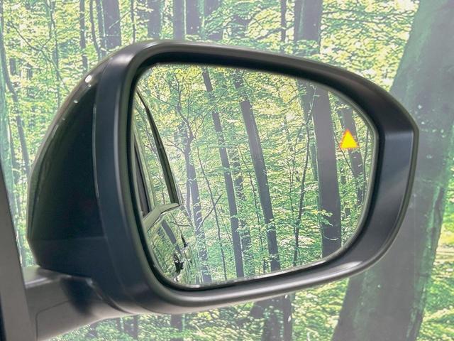 セレナ ｅ－パワー　ハイウェイスターＶ　純正１２型ナビ　全周囲カメラ　両側電動　プロパイロット　シート／ステアリングヒーター　ドラレコ　ＥＴＣ　デジタルインナーミラー　サンシェード　ＢＳＭ　置き型充電　ＨＤＭＩ　ＡｐｐｌｅＣａｒＰｌａｙ（67枚目）