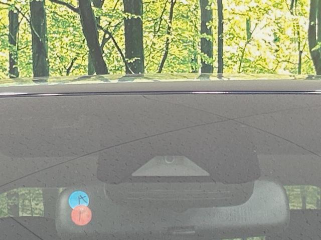 ヤリスクロス ハイブリッドＺ　純正８型ナビ　全周囲カメラ　セーフティセンス　前席シートヒーター　ステアリングヒーター　パワーシート　ハーフレザー　ＥＴＣ　レーダークルーズ　ＢＳＭ　ＬＥＤヘッド　スマートキー　ＵＳＢ端子（5枚目）