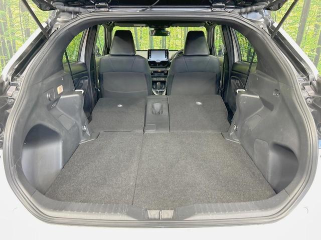 ヤリスクロス ハイブリッドＺ　純正８型ナビ　全周囲カメラ　セーフティセンス　前席シートヒーター　ステアリングヒーター　パワーシート　ハーフレザー　ＥＴＣ　レーダークルーズ　ＢＳＭ　ＬＥＤヘッド　スマートキー　ＵＳＢ端子（11枚目）