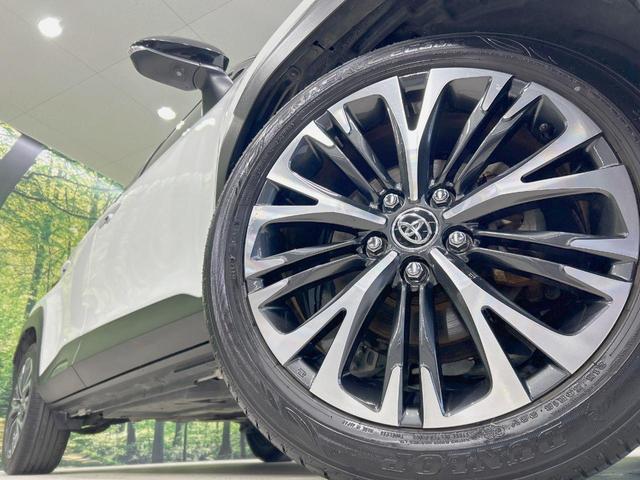 ヤリスクロス ハイブリッドＺ　純正８型ナビ　全周囲カメラ　セーフティセンス　前席シートヒーター　ステアリングヒーター　パワーシート　ハーフレザー　ＥＴＣ　レーダークルーズ　ＢＳＭ　ＬＥＤヘッド　スマートキー　ＵＳＢ端子（13枚目）