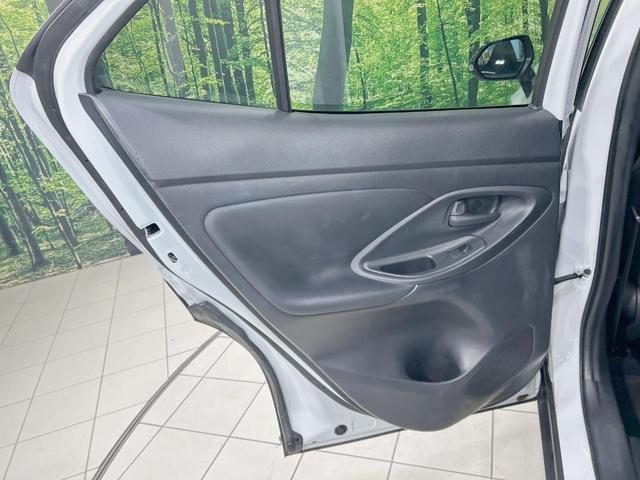 ヤリスクロス ハイブリッドＺ　純正８型ナビ　全周囲カメラ　セーフティセンス　前席シートヒーター　ステアリングヒーター　パワーシート　ハーフレザー　ＥＴＣ　レーダークルーズ　ＢＳＭ　ＬＥＤヘッド　スマートキー　ＵＳＢ端子（42枚目）