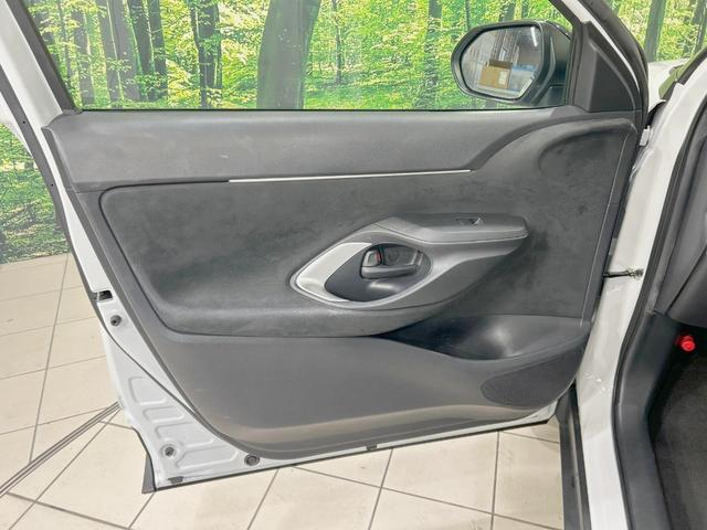 ヤリスクロス ハイブリッドＺ　純正８型ナビ　全周囲カメラ　セーフティセンス　前席シートヒーター　ステアリングヒーター　パワーシート　ハーフレザー　ＥＴＣ　レーダークルーズ　ＢＳＭ　ＬＥＤヘッド　スマートキー　ＵＳＢ端子（43枚目）