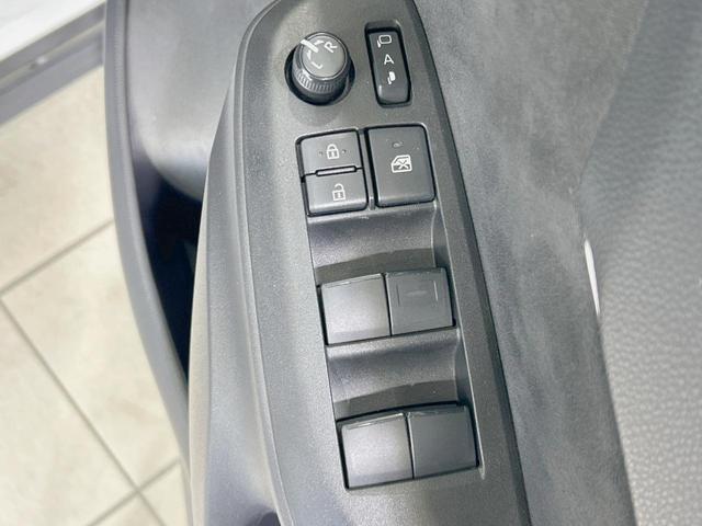 ヤリスクロス ハイブリッドＺ　純正８型ナビ　全周囲カメラ　セーフティセンス　前席シートヒーター　ステアリングヒーター　パワーシート　ハーフレザー　ＥＴＣ　レーダークルーズ　ＢＳＭ　ＬＥＤヘッド　スマートキー　ＵＳＢ端子（47枚目）