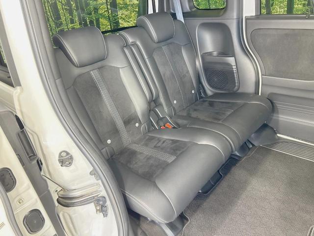Ｎ－ＢＯＸカスタム Ｌターボ　両側電動ドア　純正ナビ　バックカメラ　衝突軽減　禁煙車　ハーフレザーシート　コーナーセンサー　スマートキー　ＬＥＤヘッド　ビルトインＥＴＣ　純正１５インチアルミ（9枚目）
