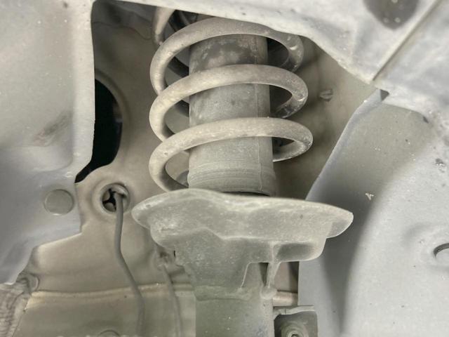 Ｎ－ＢＯＸカスタム Ｌターボ　両側電動ドア　純正ナビ　バックカメラ　衝突軽減　禁煙車　ハーフレザーシート　コーナーセンサー　スマートキー　ＬＥＤヘッド　ビルトインＥＴＣ　純正１５インチアルミ（20枚目）