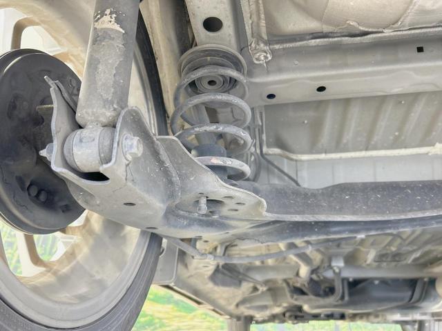 Ｎ－ＢＯＸカスタム Ｌターボ　両側電動ドア　純正ナビ　バックカメラ　衝突軽減　禁煙車　ハーフレザーシート　コーナーセンサー　スマートキー　ＬＥＤヘッド　ビルトインＥＴＣ　純正１５インチアルミ（21枚目）