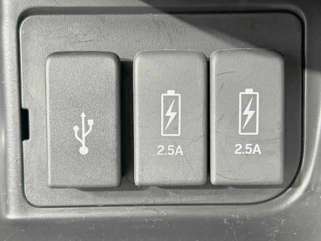 Ｎ－ＢＯＸカスタム Ｌターボ　両側電動ドア　純正ナビ　バックカメラ　衝突軽減　禁煙車　ハーフレザーシート　コーナーセンサー　スマートキー　ＬＥＤヘッド　ビルトインＥＴＣ　純正１５インチアルミ（37枚目）