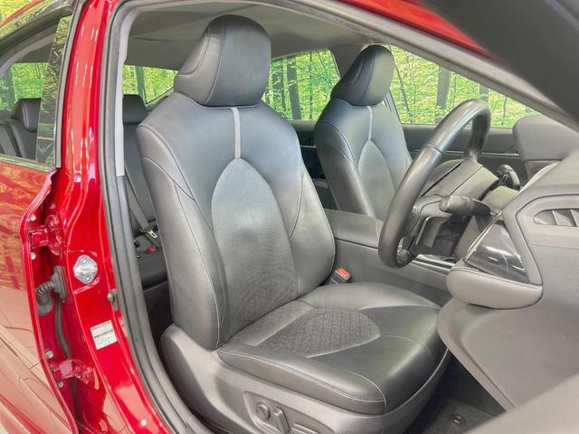 カムリ WSレザーパッケージ 純正8型ナビ JBLサウンド バックカメラ 衝突被害軽減システム レーダークルーズ 禁煙車 レザーシート ドラレコ コーナーセンサー スマートキー LEDヘッド ビルトインETC 純正18インチアルミ(8枚目)