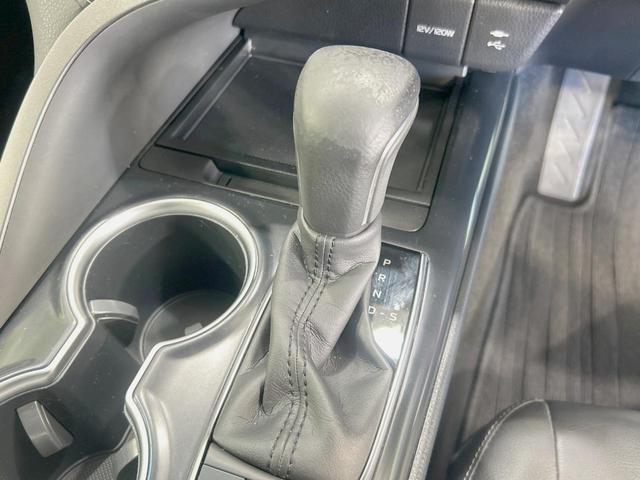 カムリ WSレザーパッケージ 純正8型ナビ JBLサウンド バックカメラ 衝突被害軽減システム レーダークルーズ 禁煙車 レザーシート ドラレコ コーナーセンサー スマートキー LEDヘッド ビルトインETC 純正18インチアルミ(24枚目)