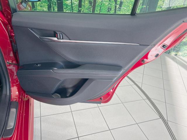 カムリ WSレザーパッケージ 純正8型ナビ JBLサウンド バックカメラ 衝突被害軽減システム レーダークルーズ 禁煙車 レザーシート ドラレコ コーナーセンサー スマートキー LEDヘッド ビルトインETC 純正18インチアルミ(56枚目)