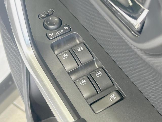 ライズ X 純正9型ディスプレイ バックカメラ 衝突軽減装置 禁煙車 ドラレコ コーナーセンサー 車線逸脱警報 LEDヘッド オートライト AppleCarPlay Bluetooth フルセグ スマートキー(37枚目)