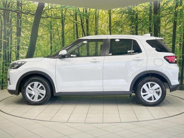 ライズ X 純正9型ディスプレイ バックカメラ 衝突軽減装置 禁煙車 ドラレコ コーナーセンサー 車線逸脱警報 LEDヘッド オートライト AppleCarPlay Bluetooth フルセグ スマートキー(50枚目)