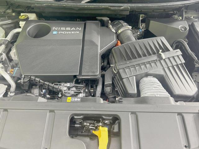 エクストレイル X メーカー12.3型ナビ 全周囲カメラ 禁煙車 衝突軽減装置 プロパイロット デジタルインナーミラー ブラインドスポットモニター ステアリングヒーター ETC 100V電源 LEDヘッド シートヒーター(18枚目)