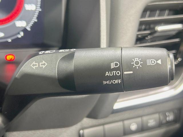 エクストレイル X メーカー12.3型ナビ 全周囲カメラ 禁煙車 衝突軽減装置 プロパイロット デジタルインナーミラー ブラインドスポットモニター ステアリングヒーター ETC 100V電源 LEDヘッド シートヒーター(25枚目)