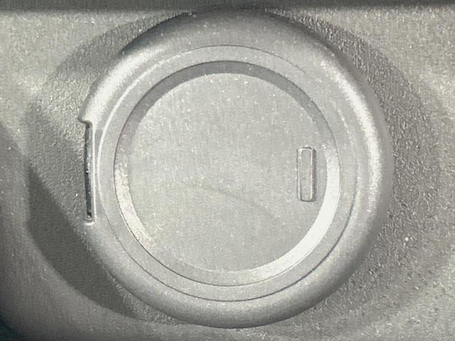 エクストレイル X メーカー12.3型ナビ 全周囲カメラ 禁煙車 衝突軽減装置 プロパイロット デジタルインナーミラー ブラインドスポットモニター ステアリングヒーター ETC 100V電源 LEDヘッド シートヒーター(39枚目)