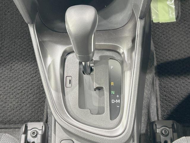 ヤリスクロス G 純正8インチディスプレイオーディオ バックカメラ セーフティーセンス レーダークルーズ 禁煙車 2トーンカラー レーンキープ コーナーセンサー スマートキー ETC オートマチックハイビーム(24枚目)