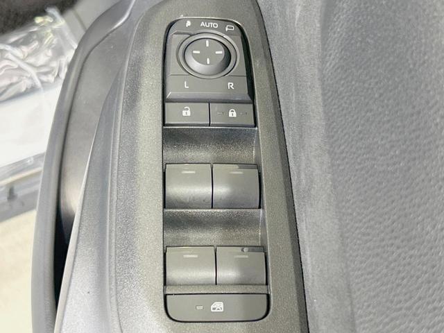 ヤリスクロス G 純正8インチディスプレイオーディオ バックカメラ セーフティーセンス レーダークルーズ 禁煙車 2トーンカラー レーンキープ コーナーセンサー スマートキー ETC オートマチックハイビーム(49枚目)